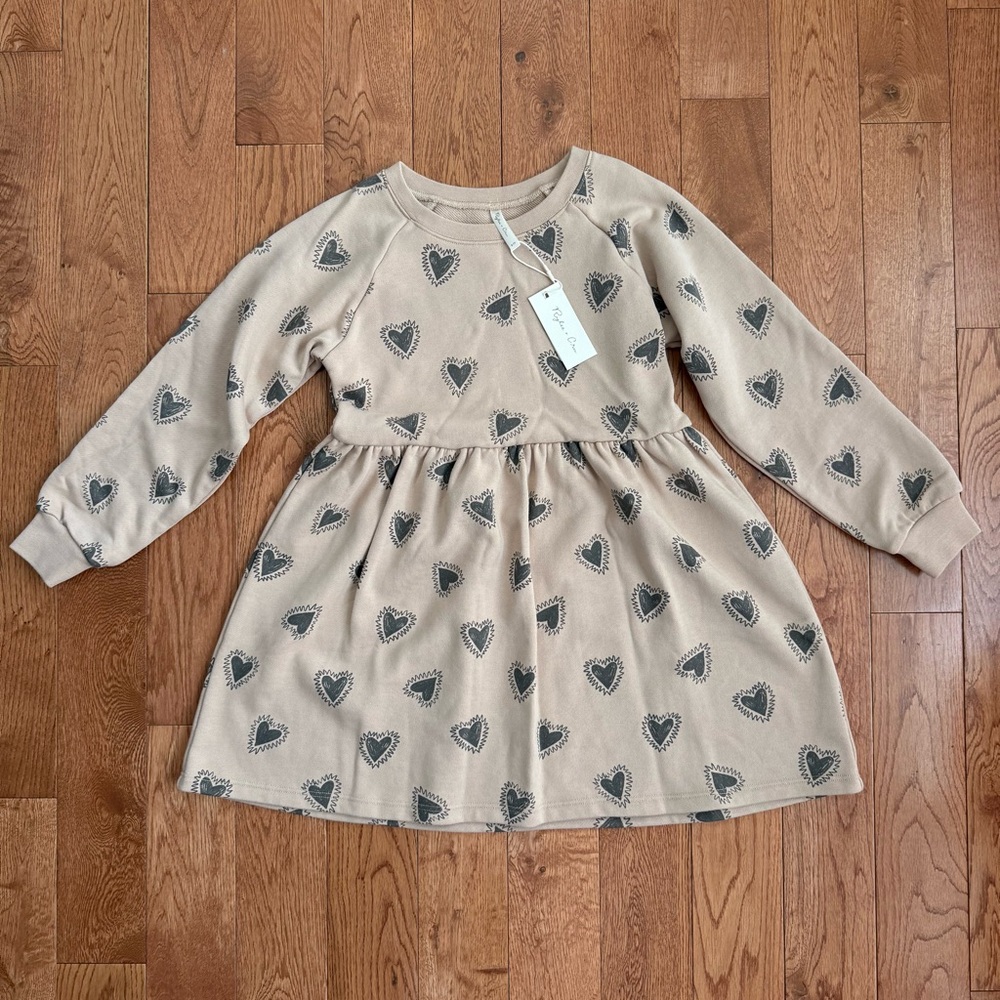 Rylee + Cru NWT size 6-7Y Raglan dress Hearts